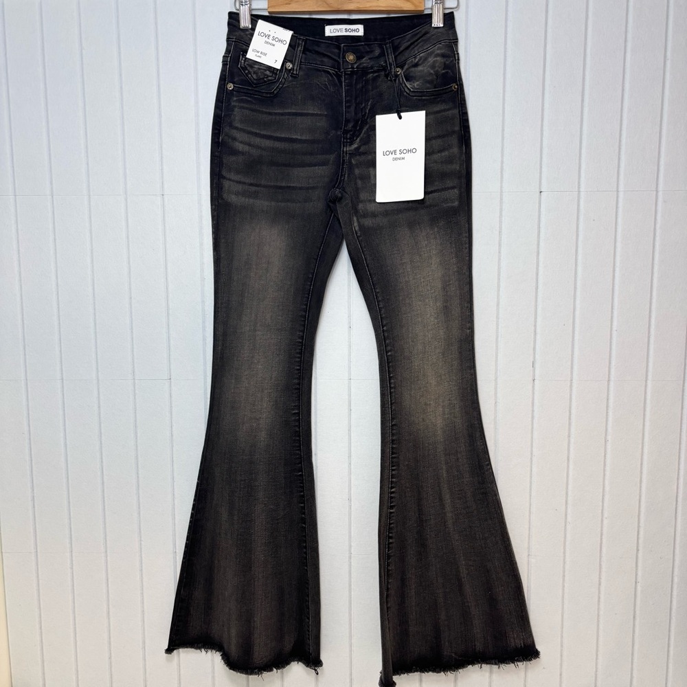 LOVE SOHO Low Rise Flare Black‎ Jeans size 7
